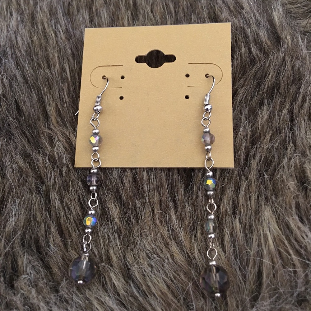 Vintage repurpose rainbow glass drop earrings - Picture 2 of 5